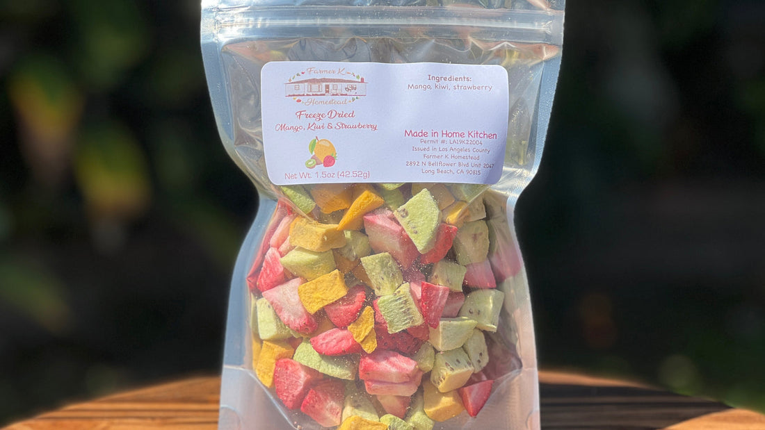 Freeze-dried mango, strawberry, and kiwi fruit snacks