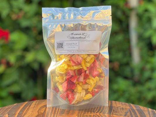 Strawberry, Banana & Mango Mixed Fruit Medley Freeze Dried Snacks - 1.5oz